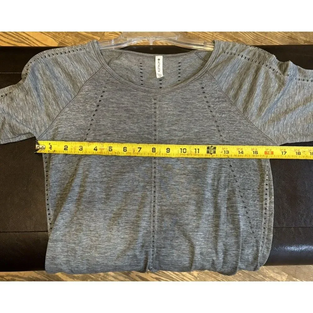 Athleta Foothill Heather Long Sleeve Grey Size Small‎